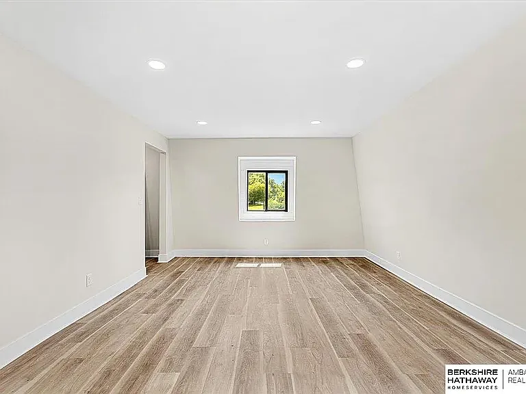 2040 Platteview Dr — Photo 27
