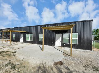 2796B Harrison Rd, Sealy, TX 77474