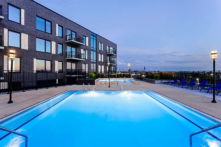 Residences at Addison & Clark — Photo 8