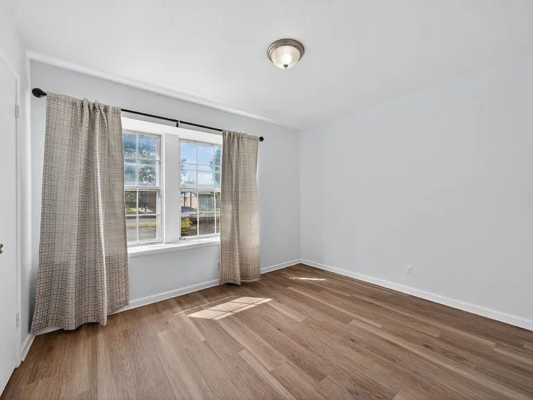 4659 Wetz Dr — Photo 22