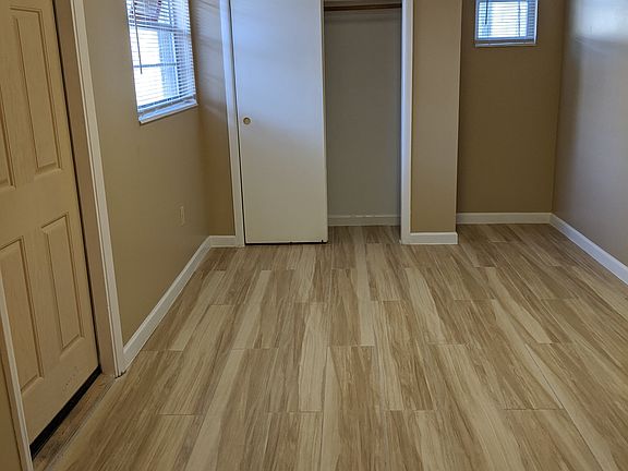 5th image of 108B Barton Ave #108-B