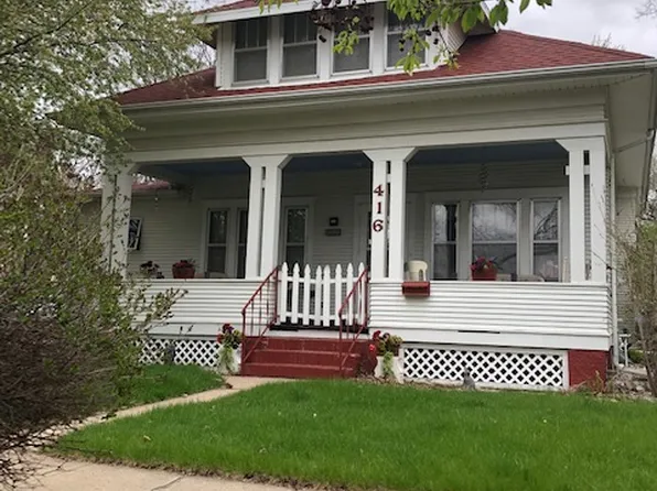 416 E 5th St, Yankton, SD 57078