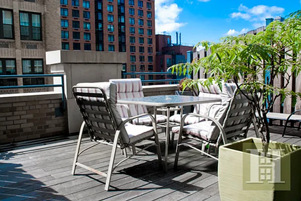 Sold by Halstead Real Estate | media 4