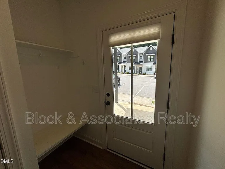 5710 Parker Pines Ct — Photo 12