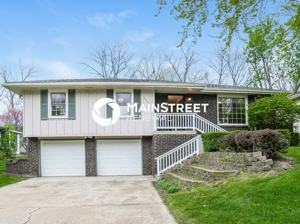 2420 NW 4th St, Blue Springs, MO 64014