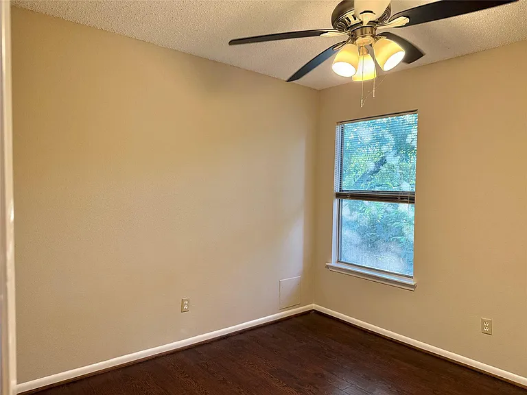 2923 Cottonfield Way — Photo 8