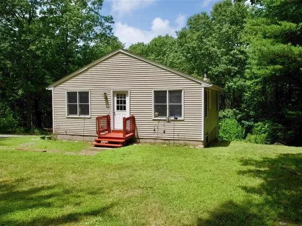 52 Hope Furnace Rd, Hope, RI 02831