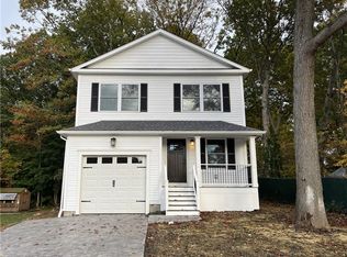 577 Laurel St, East Haven, CT 06512