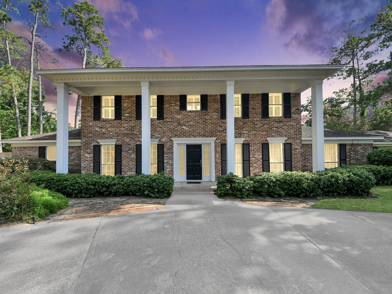 5 bed, 5.0 bath, 3932 sqft, $7,250 — Photo 1