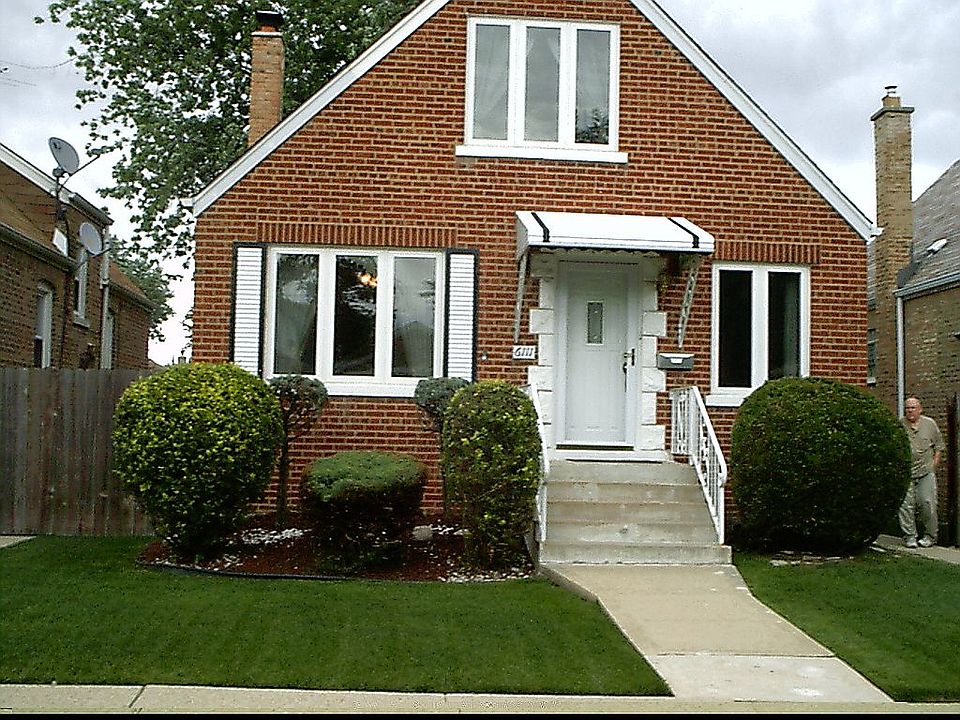 1st image of 6111 S Moody Ave