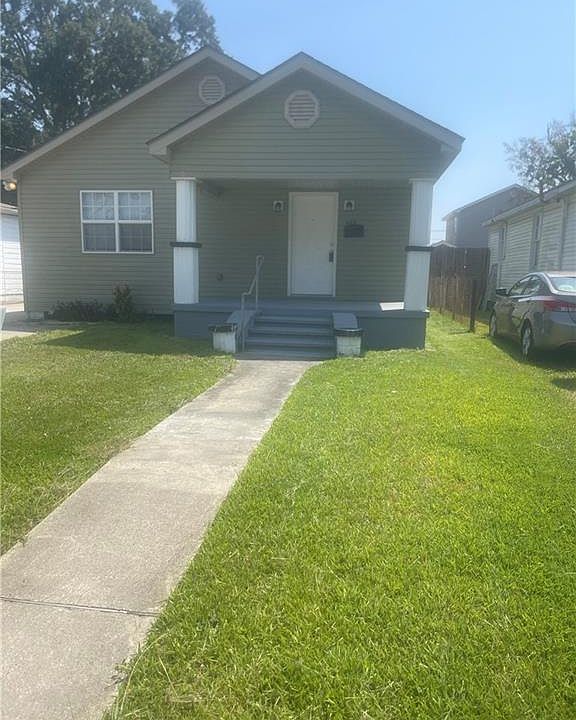 1st image of 607 Gaudet Dr