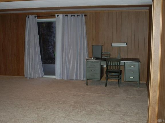 5th image of 343 Farnsworth Dr