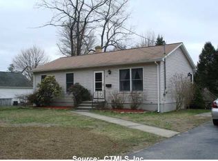 65 Mowry Ave, Norwich, CT 06360