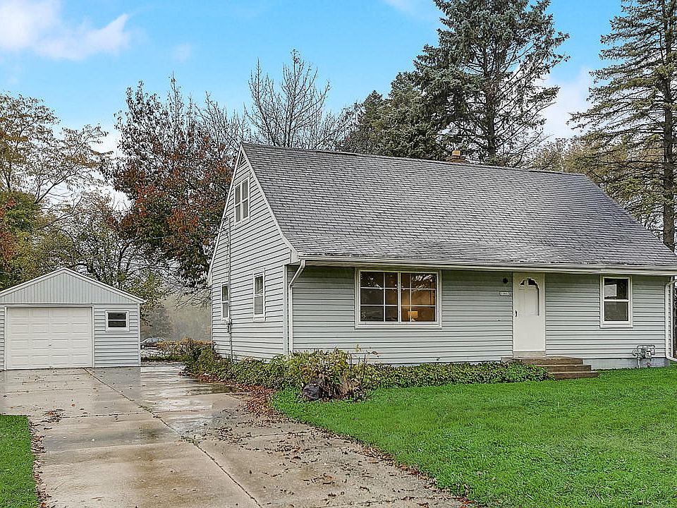 1st image of 11613 W Woodside Dr