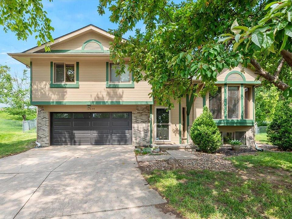 1st image of 12630 Park Lane Cir