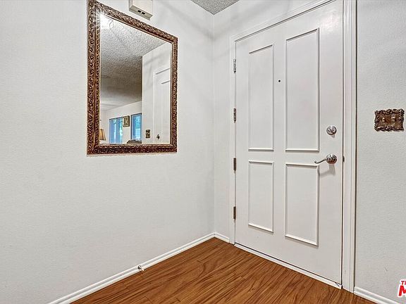 2nd image of 6716 Clybourn Ave Unit 149