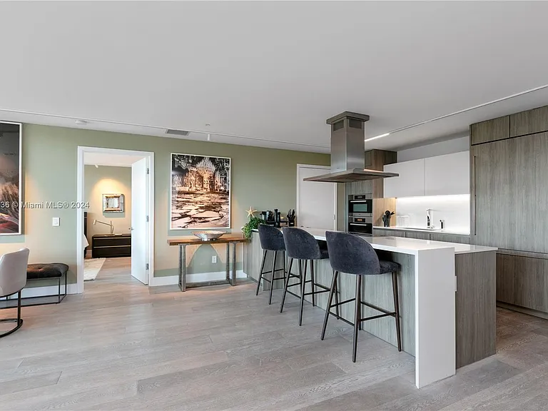 360 Ocean Dr #305S — Photo 9