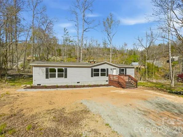 45 Alan Retreat Rd, Hendersonville, NC 28792