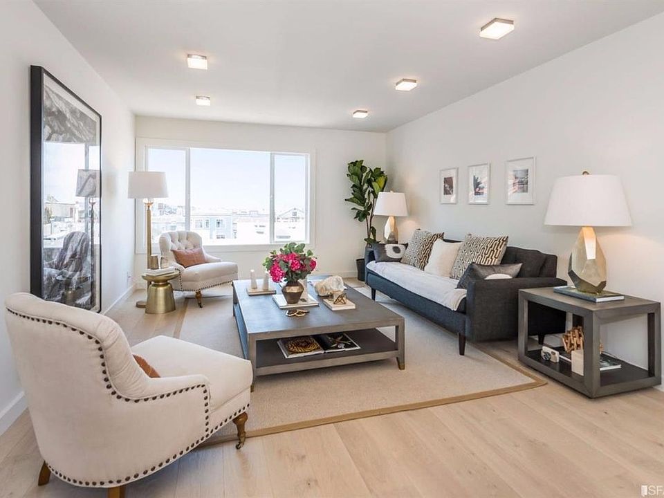 1st image of 147 Wood St APT 6