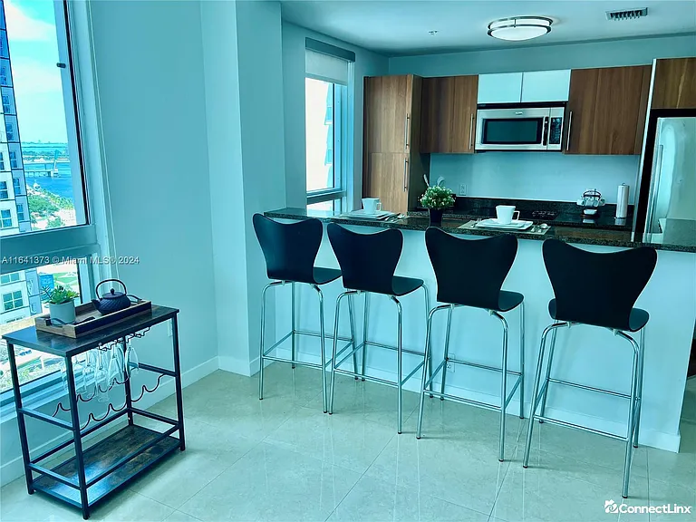 300 S Biscayne Blvd #1701 — Photo 7
