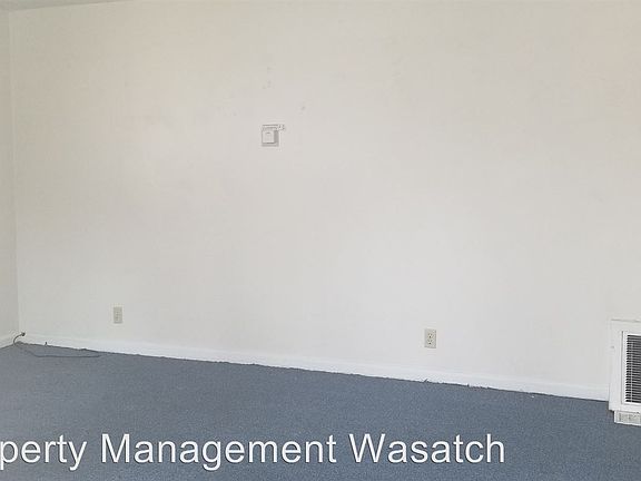 3rd image of 1128 Indiana Ave