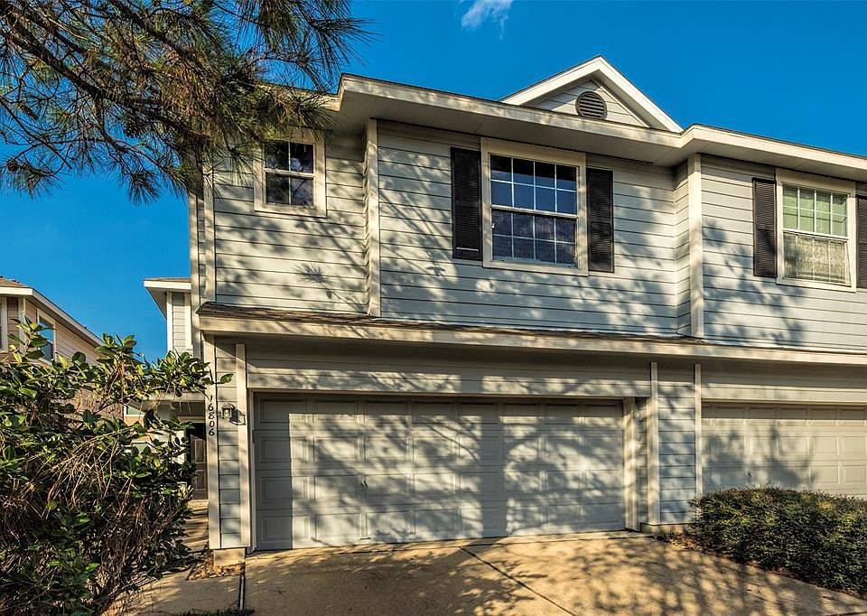 1st image of 16806 Carrollton Creek Ln