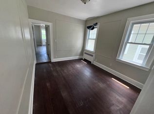 1043 Jefferson Ave #A, Elizabeth, NJ 07201