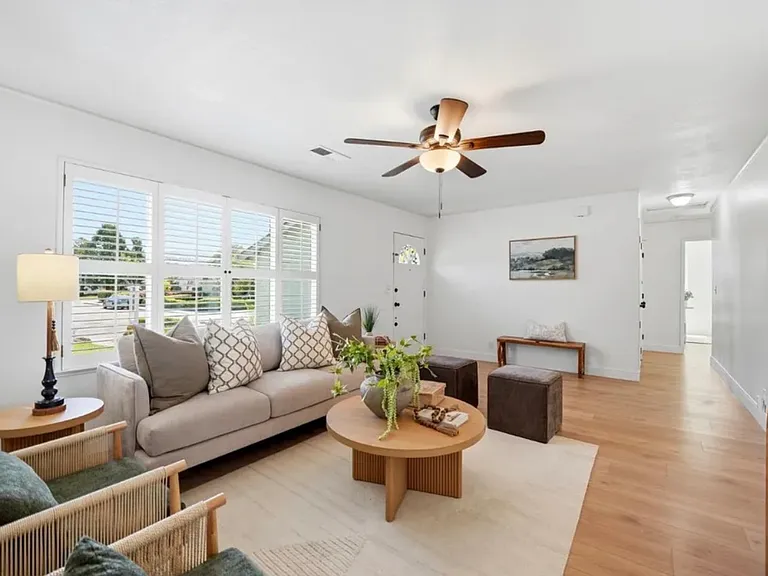 17065 Peppertree Dr — Photo 3