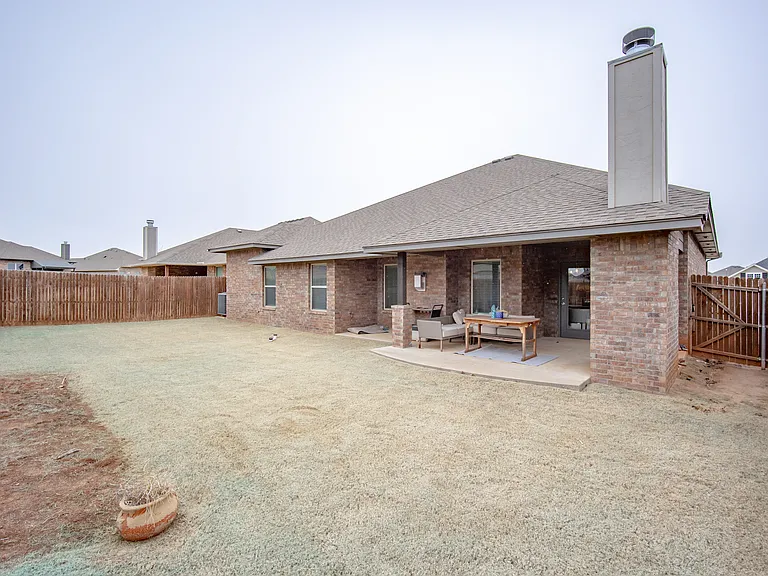 18644 Groveton Blvd — Photo 34