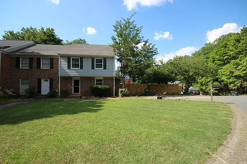 1472 Twin Branches Cir SE Photo 1