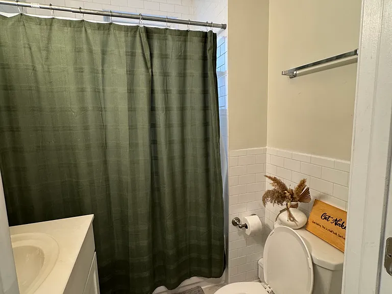 1640 Commonwealth Ave #10 — Photo 12