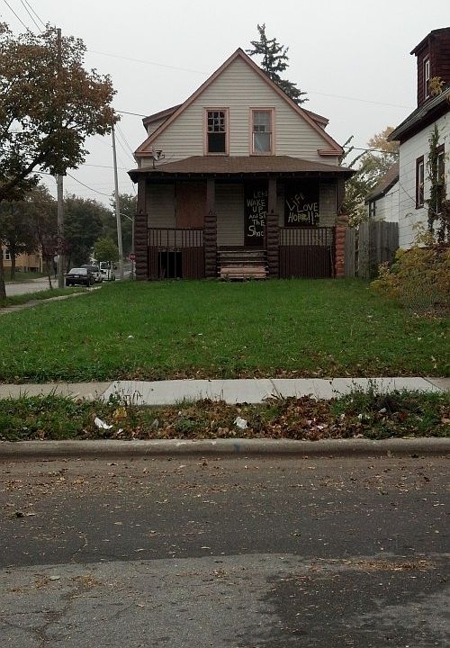 2nd image of 3642 N 25th St