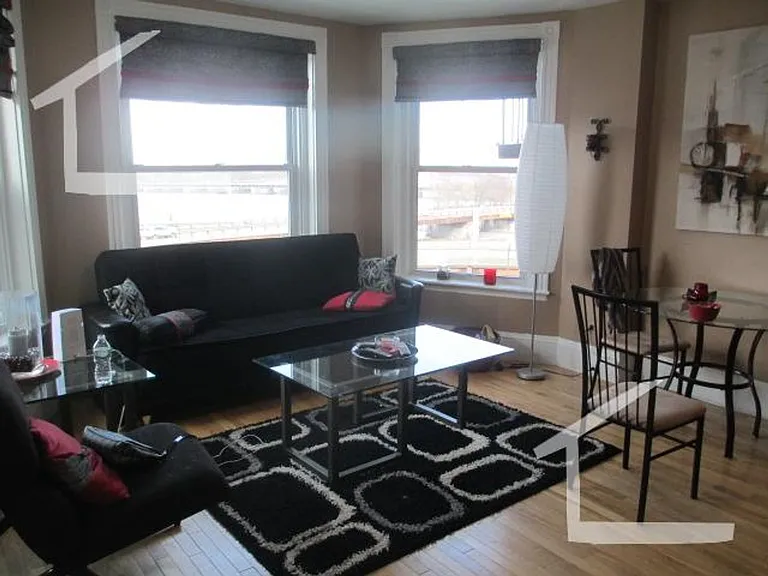 12 Bay State Rd #4R — Photo 9
