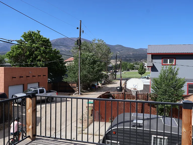 819 D St #2 — Photo 33