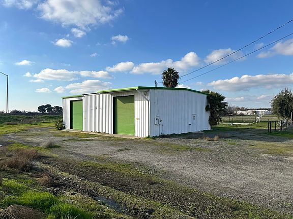 2nd image of 18411 Road 232