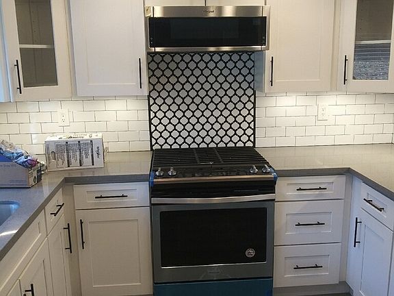 LED Canlite, Quartz Counter