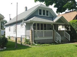 3713 W Branting Ln, Milwaukee, WI 53215