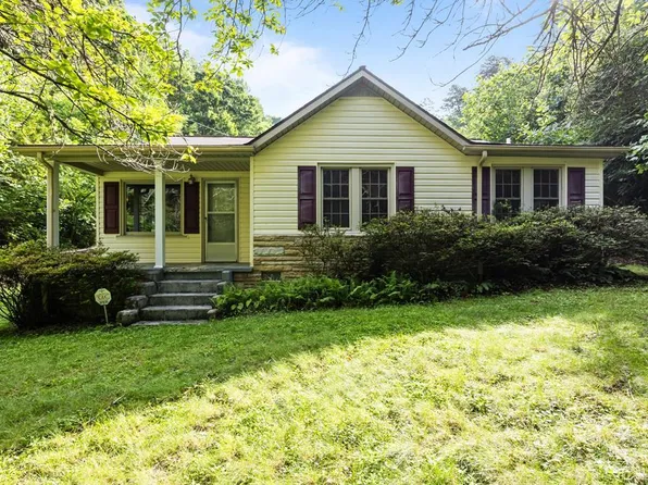 56 Stillhouse Branch Rd, Bryson City, NC 28713