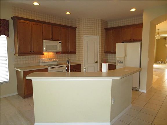 5th image of 2739 Wood Pointe Dr