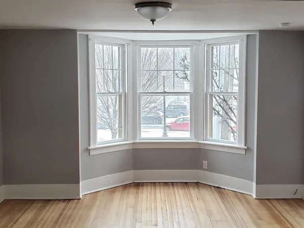 6 Delaware Ave #2, Albany, NY 12210