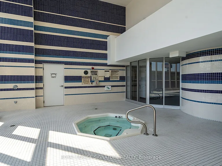 59 E Liberty St #905 — Photo 31