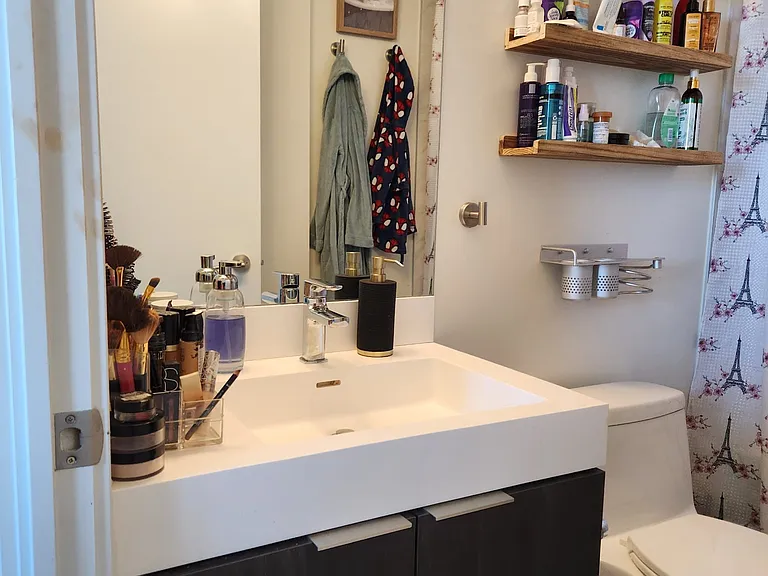 3100 Keele St W #910 — Photo 15