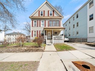 62 May St, Worcester, MA 01610