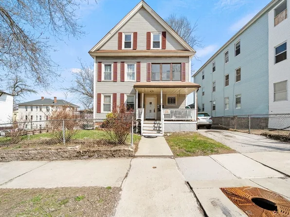 62 May St, Worcester, MA 01610