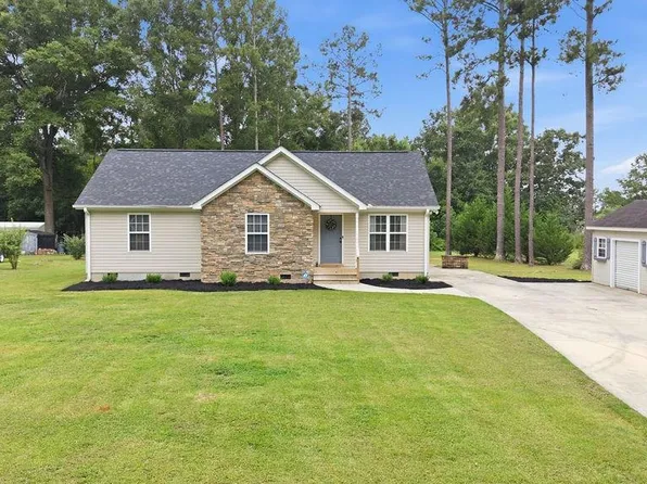 2316 Woodlawn Rd, Greenwood, SC 29649