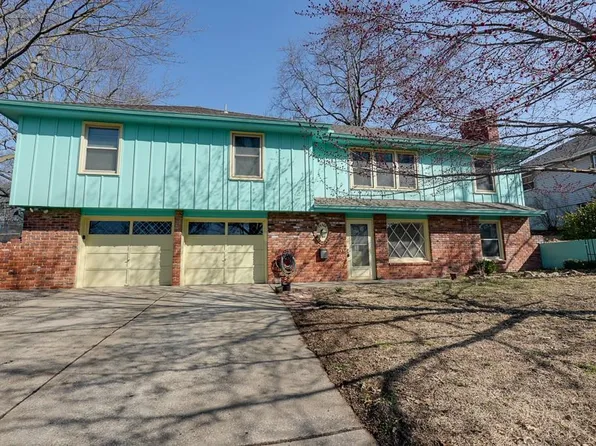 15504 E 44th Ter S, Independence, MO 64055