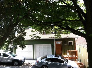 11038 Riviera Pl NE, Seattle, WA 98125