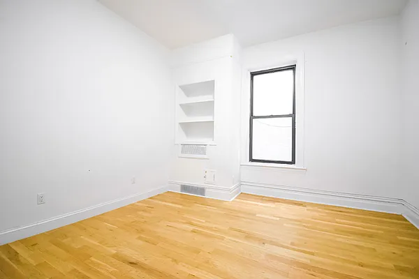 Rented by Skyward | media 22