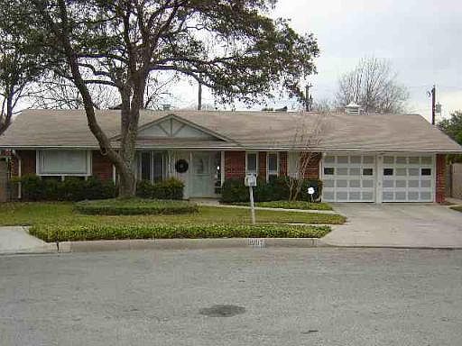 1st image of 9907 OMENA CT--2142 SF