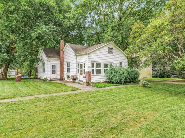 211 W Belle Ave, Rantoul, IL 61866